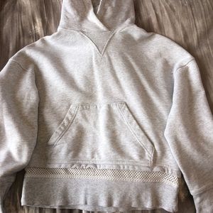 Lululemon sweatshirt. In good condition! Size 2.